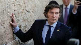 De la TORA al Nuevo Testamento.: Milei asistirá a un congreso evangélico en Chaco